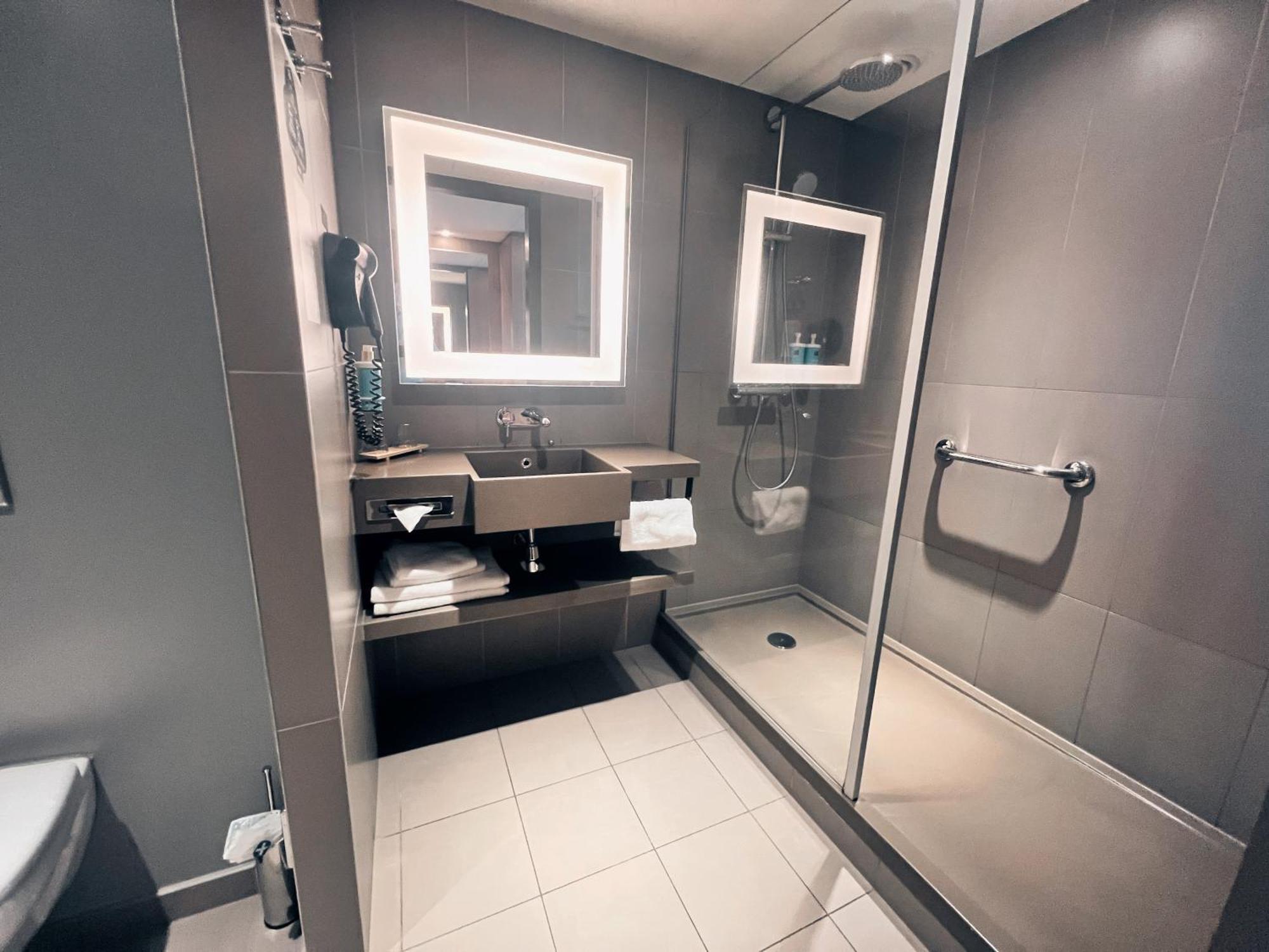 Novotel Lodz Centrum Екстериор снимка