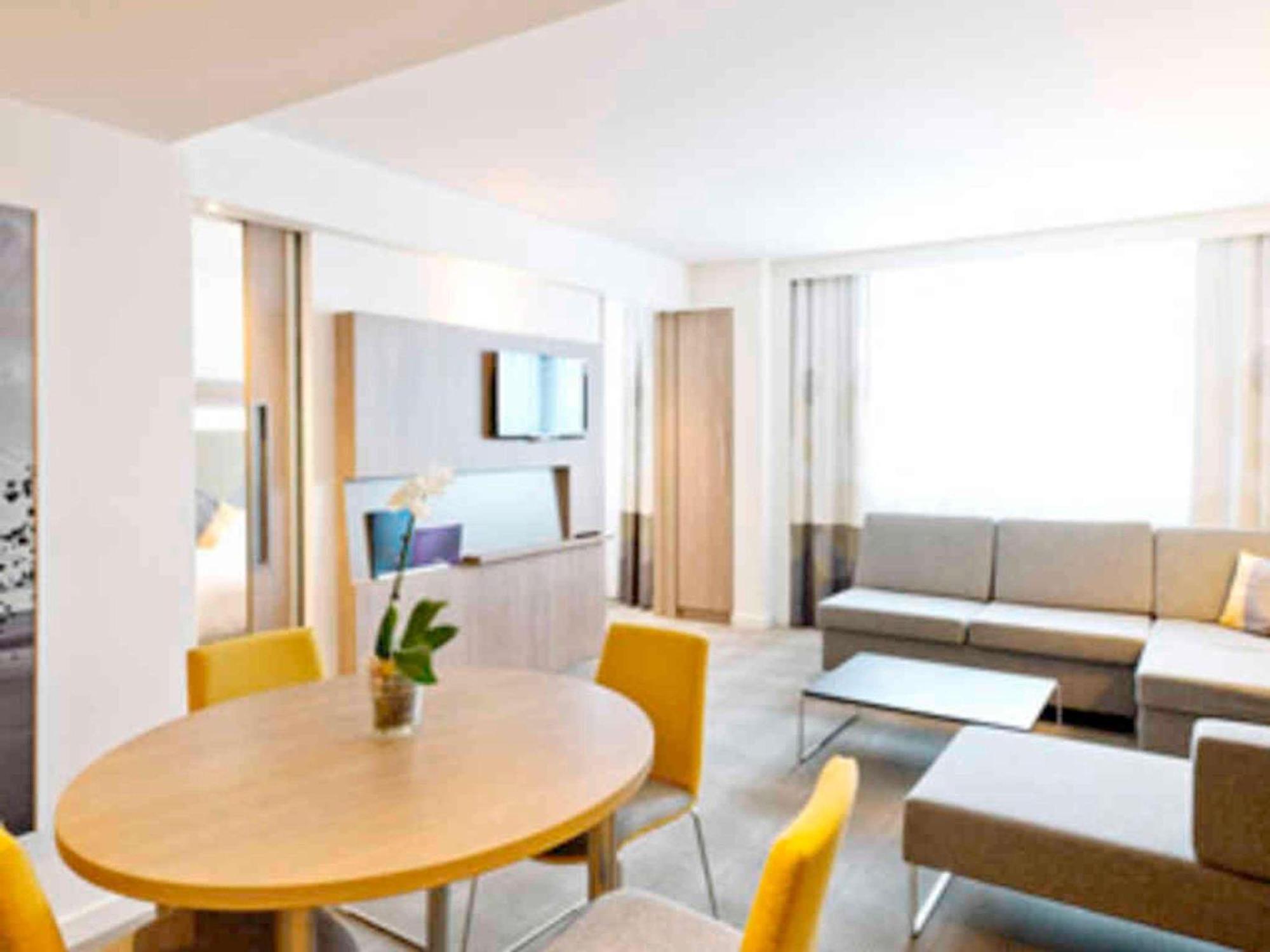 Novotel Lodz Centrum Екстериор снимка